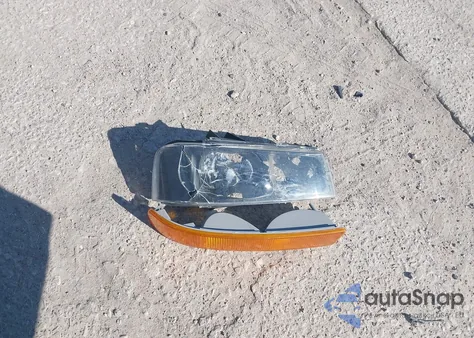 2023 Chevrolet Express Cargo Rwd 2500 Regular Wheelbase Wt from USA, damaged, VIN 1GCWGAFP9P1160964